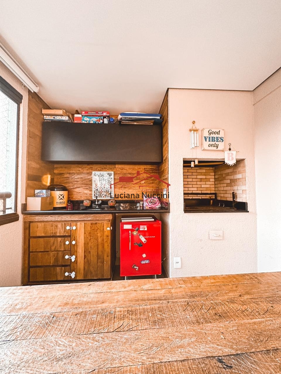 Apartamento à Venda no Parque Industrial Tomas Edson - 2 Dormitórios com Suíte e Espaço Amplo