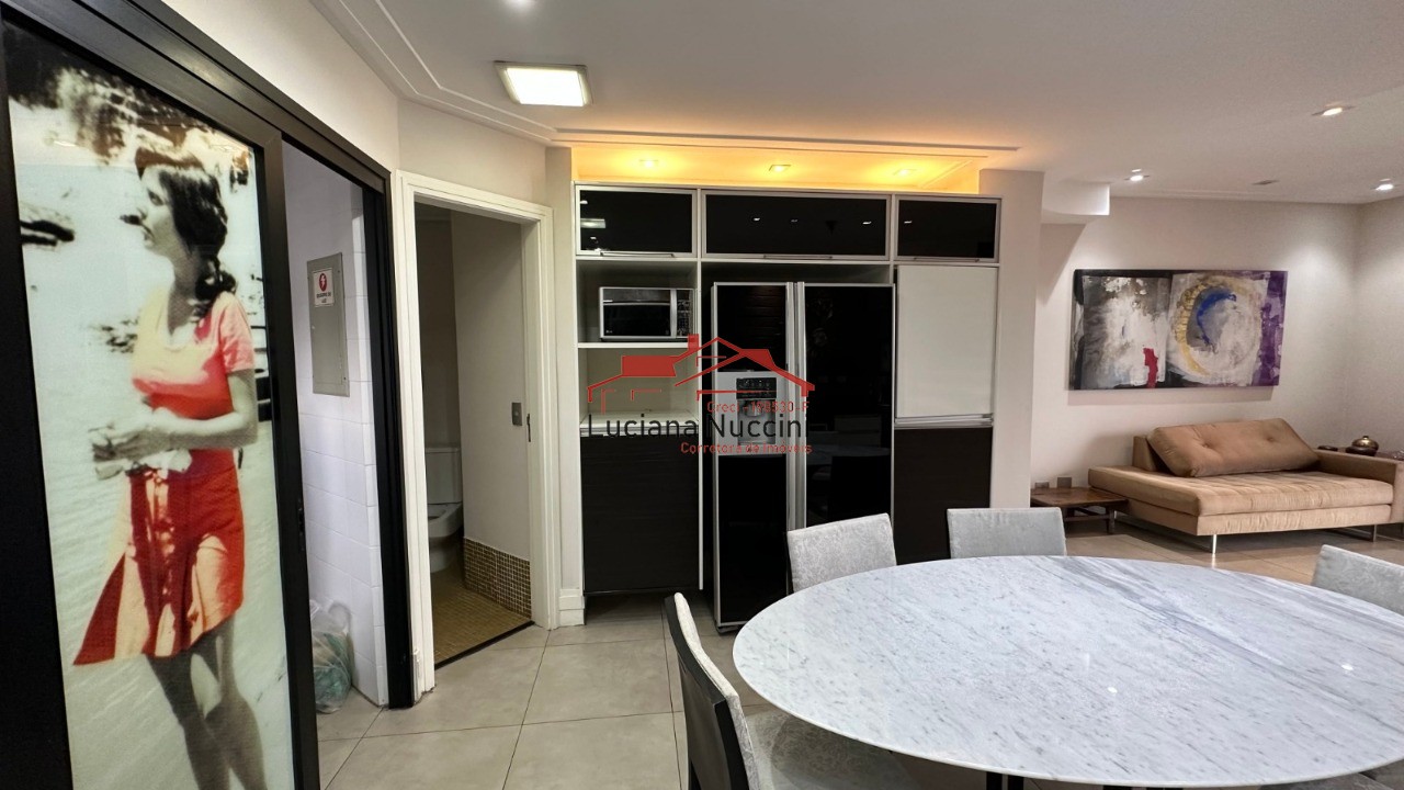 Cobertura Exclusiva com Piscina Particular e Móveis de Alto Padrão em Localização Premium de São Paulo