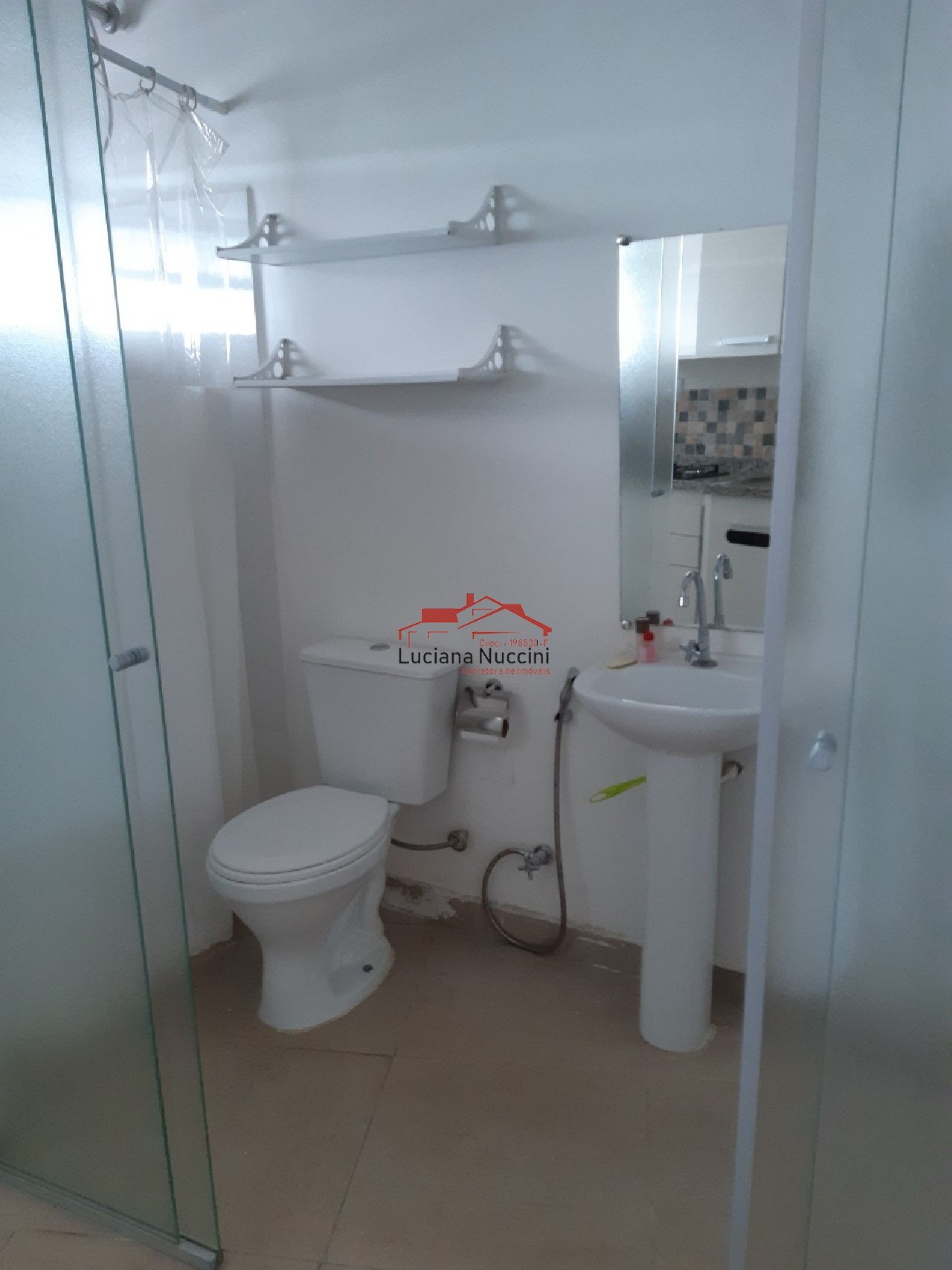 Studio de 37m² a 350m do Metrô República - Localização Estratégica!
