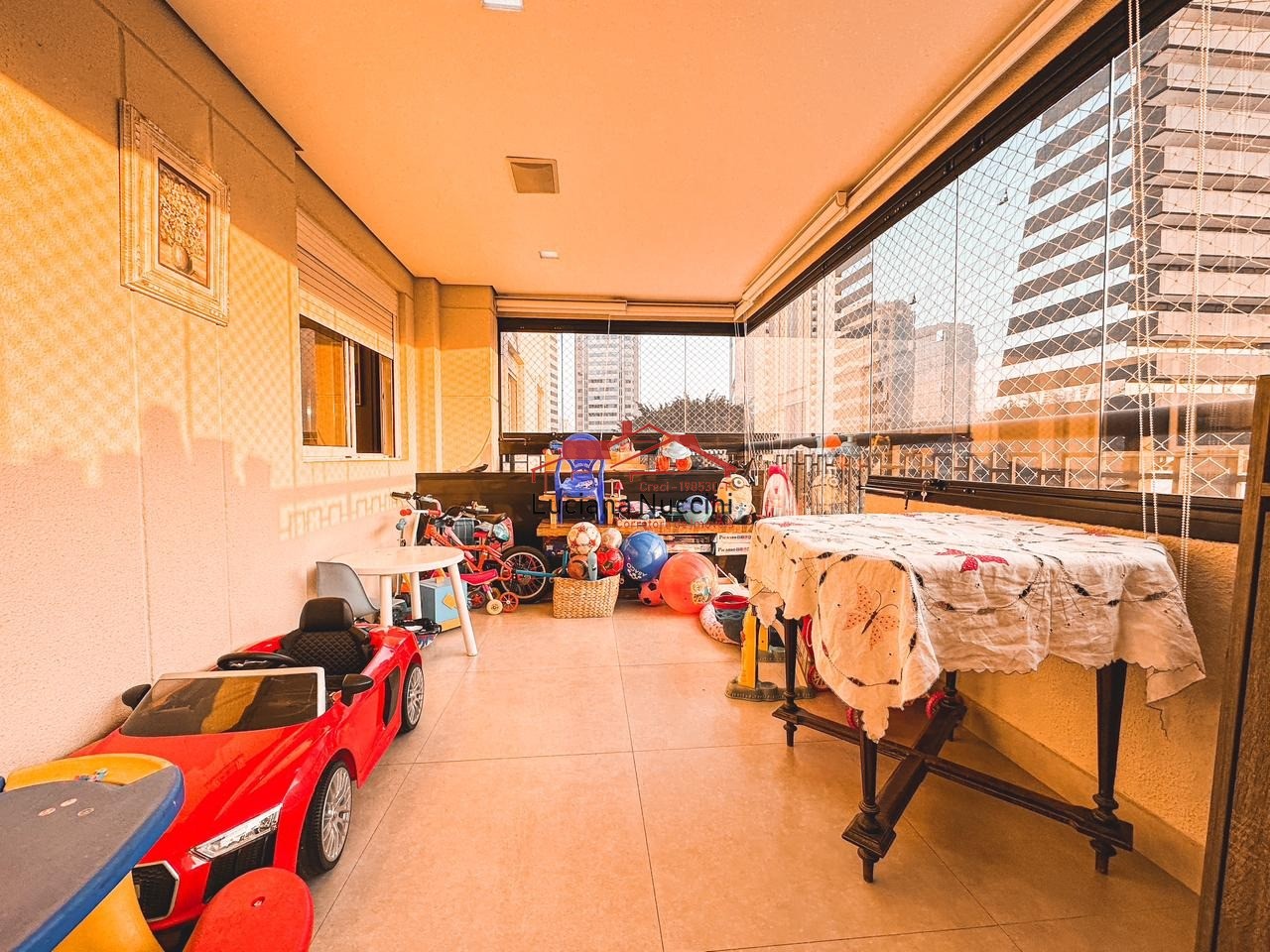Apartamento à Venda no Parque Industrial Tomas Edson - 2 Dormitórios com Suíte e Espaço Amplo