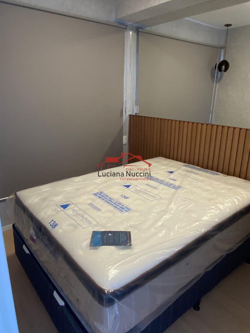 Charmoso Apartamento Mobiliado na Avenida Santo Amaro com Lazer Completo e Suíte