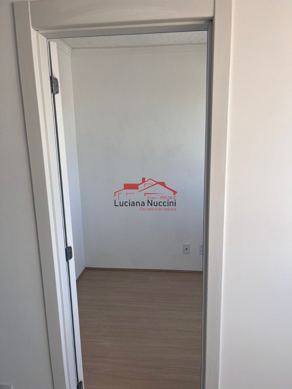 Apartamento à Venda na Várzea da Barra Funda - 2 Dormitórios e Conveniência Compacta