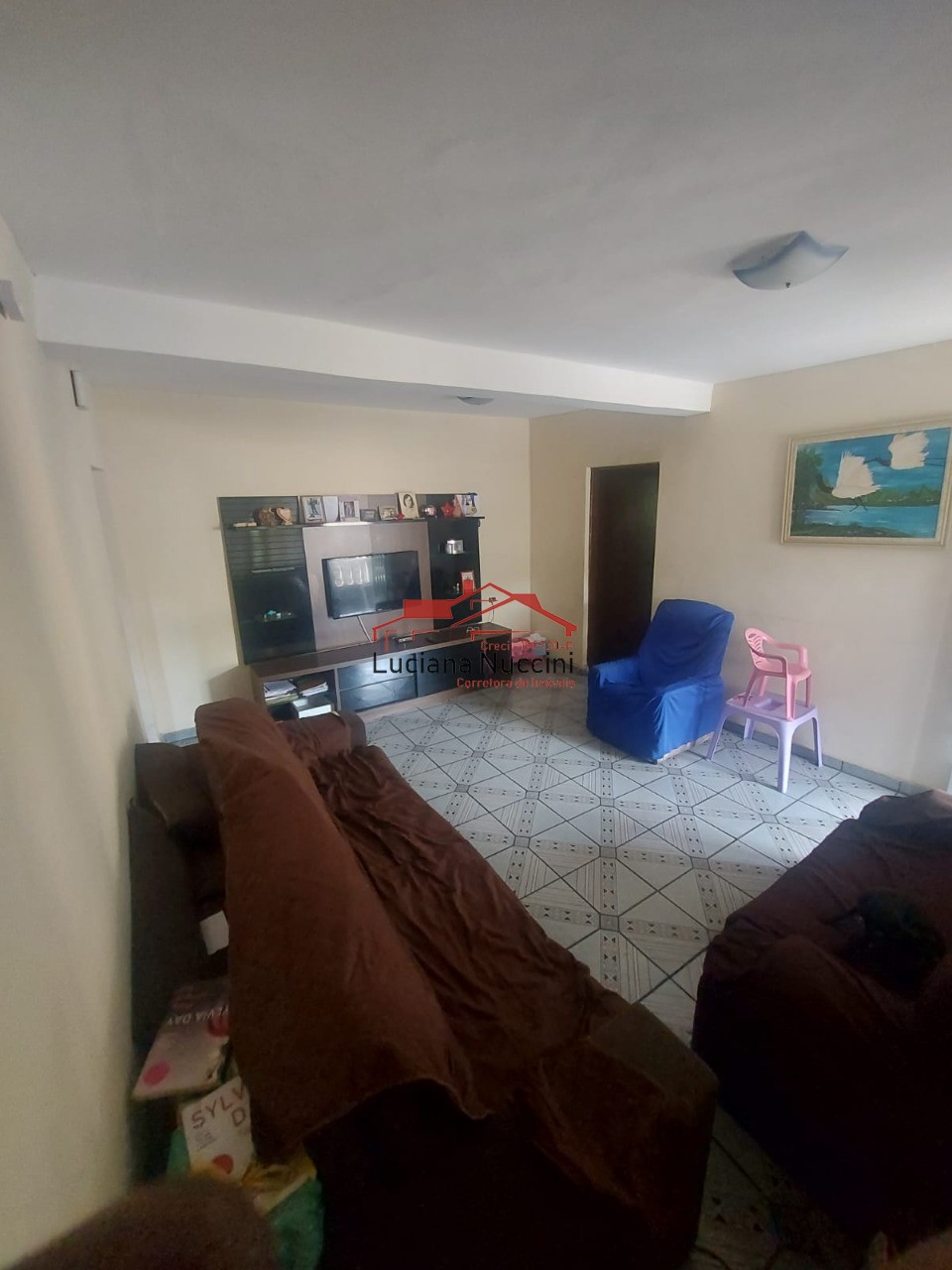 Casa na cidade domitila - 4 dormitórios, 2 suítes e espaço a