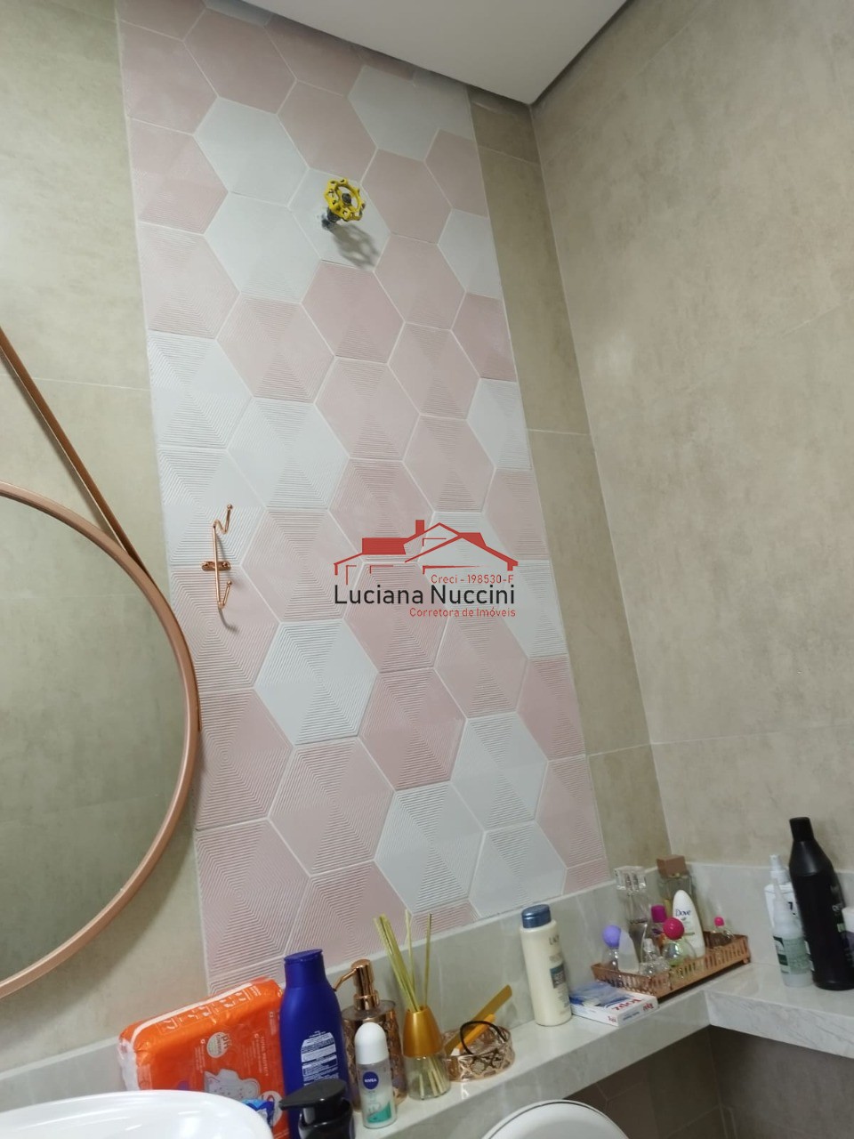 Casa Espaçosa de 4 Dormitórios no Jardim Iracema - Oportunidade Única!