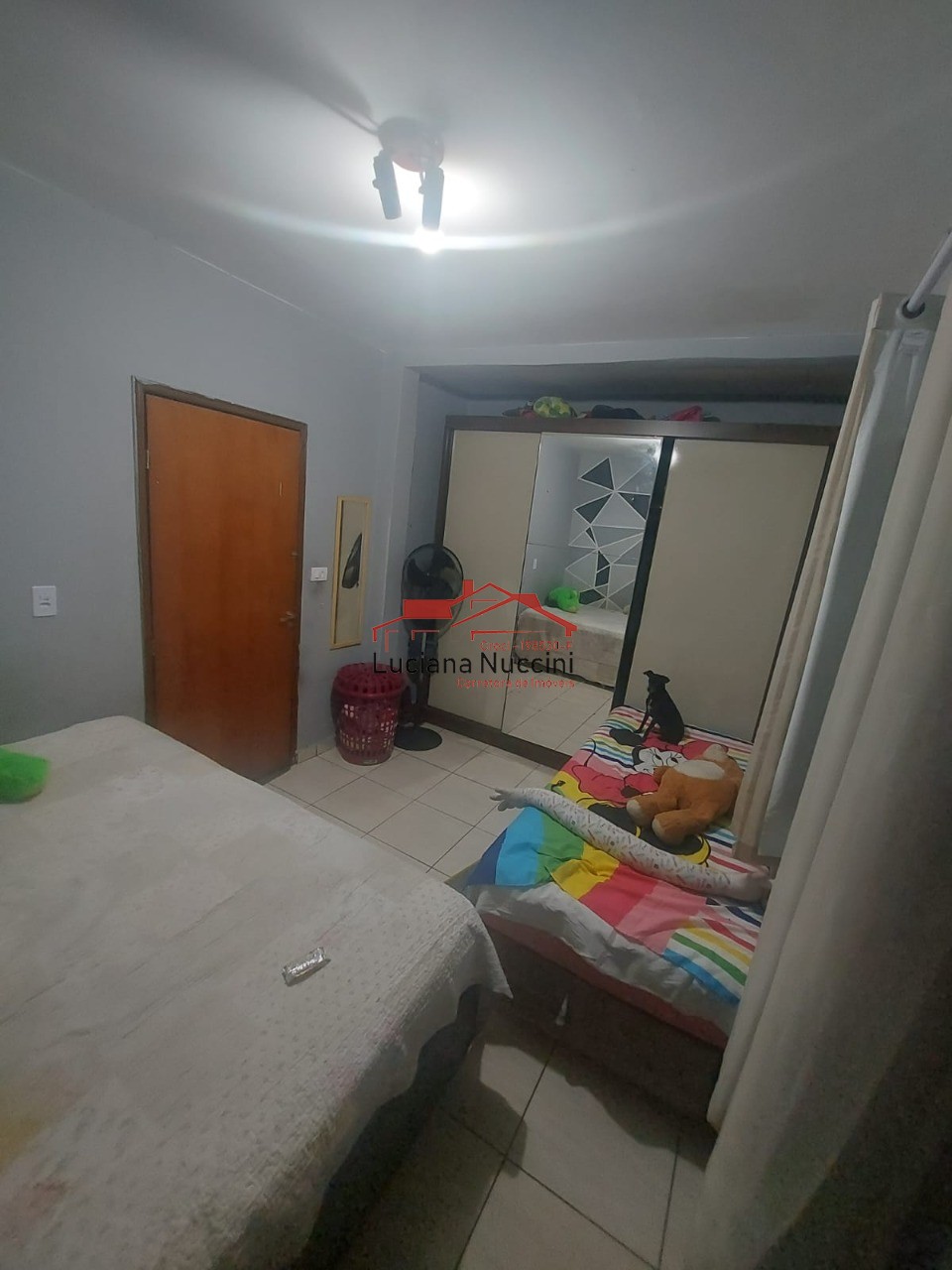 Casa na cidade domitila - 4 dormitórios, 2 suítes e espaço a