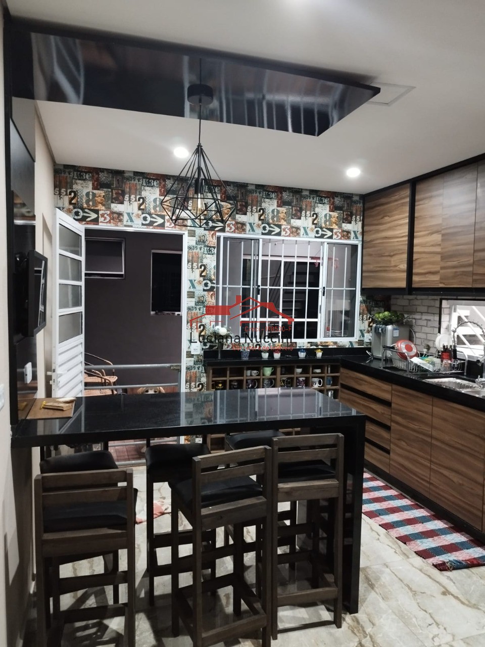 Casa espaçosa de 4 dormitórios no jardim iracema - oportunid