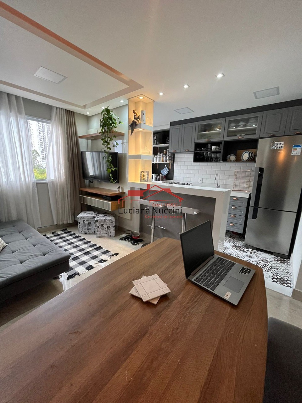 Apartamento à Venda no Parque Rebouças - 2 Dormitórios e Vaga de Garagem