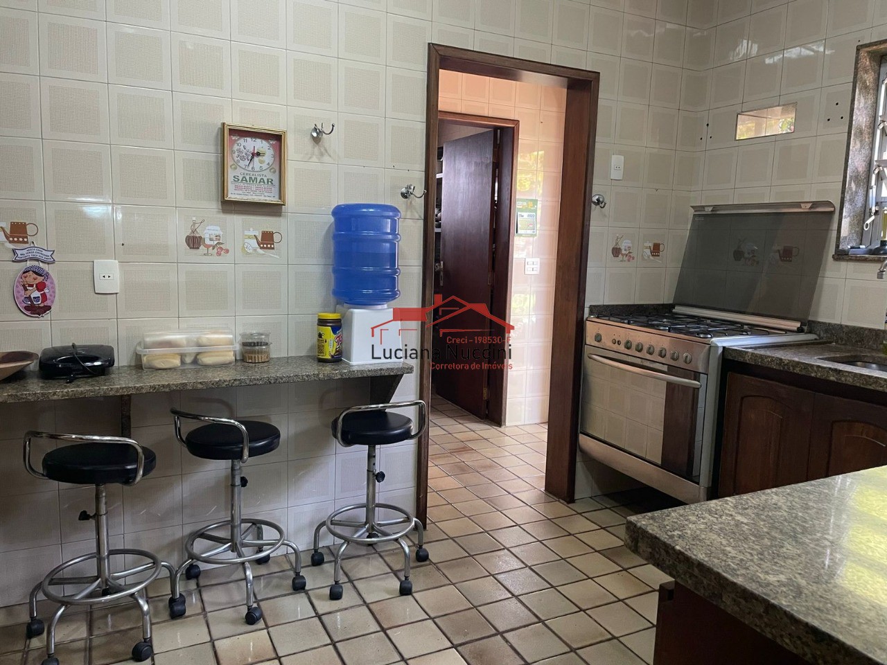 Casa à Venda no Alto da Lapa - 3 Suítes, 3 Vagas e Espaço Amplo