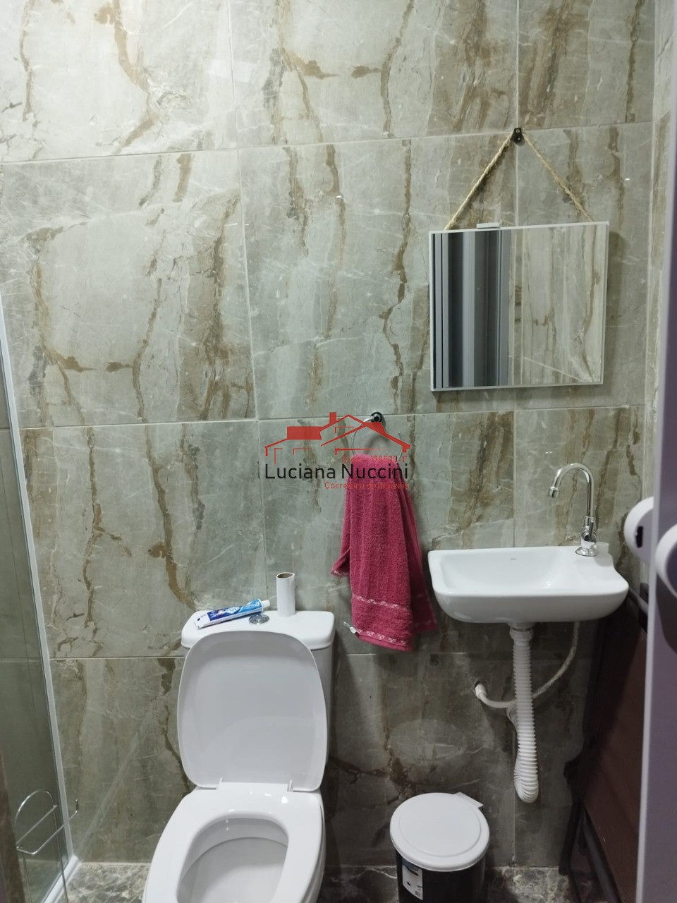 Casa espaçosa de 4 dormitórios no jardim iracema - oportunid