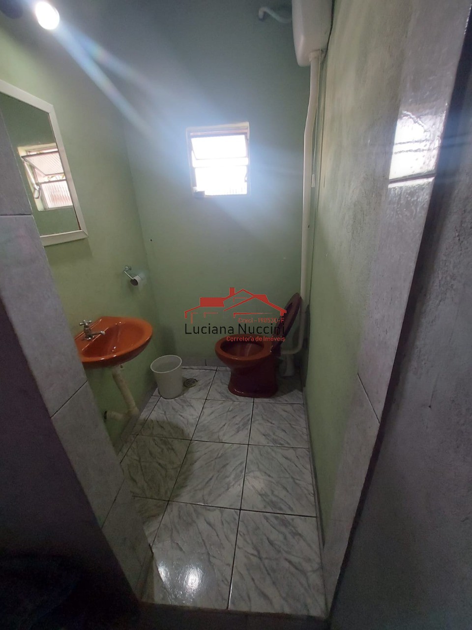Casa na cidade domitila - 4 dormitórios, 2 suítes e espaço a