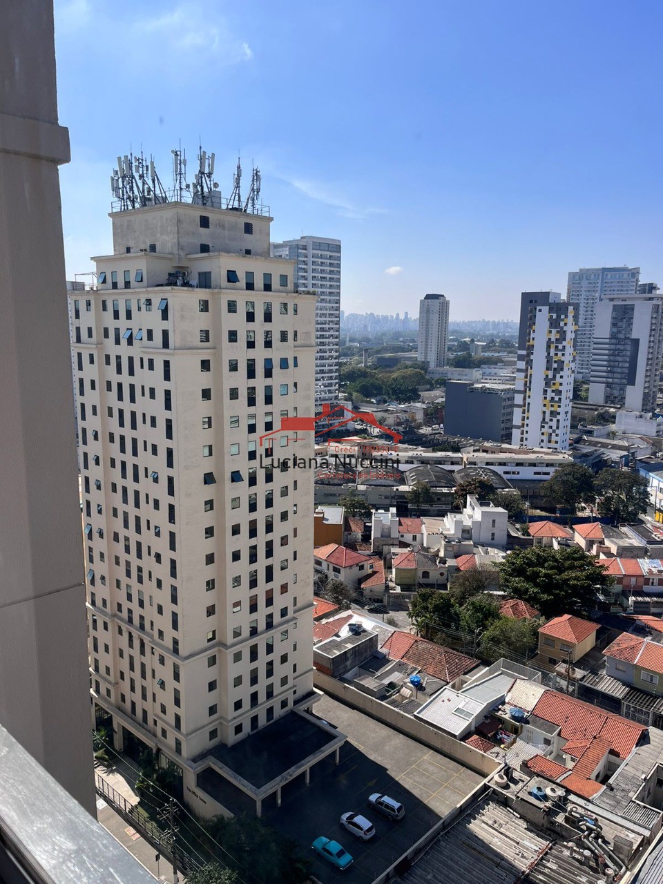 Apartamento à Venda na Várzea da Barra Funda - 2 Dormitórios e Conveniência Compacta
