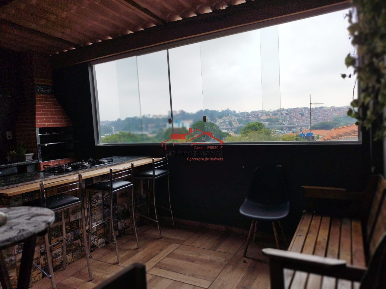 Casa Espaçosa de 4 Dormitórios no Jardim Iracema - Oportunidade Única!