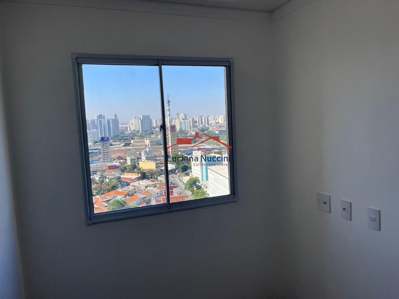 Apartamento à Venda na Várzea da Barra Funda - 2 Dormitórios e Conveniência Compacta