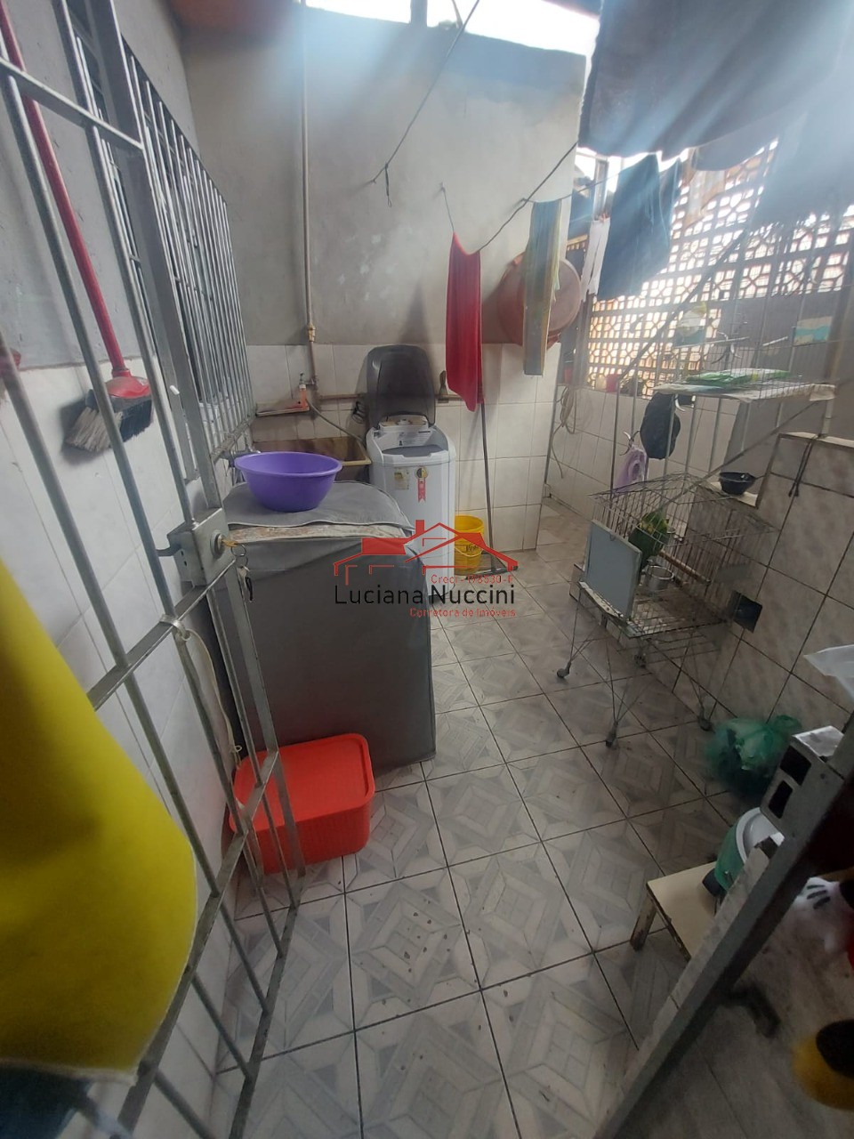 Casa na cidade domitila - 4 dormitórios, 2 suítes e espaço a