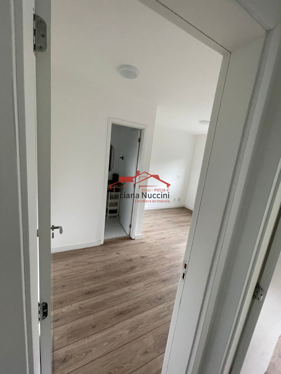 Lindo Apartamento de 3 Dormitórios com Suíte na Vila Isa, São Paulo