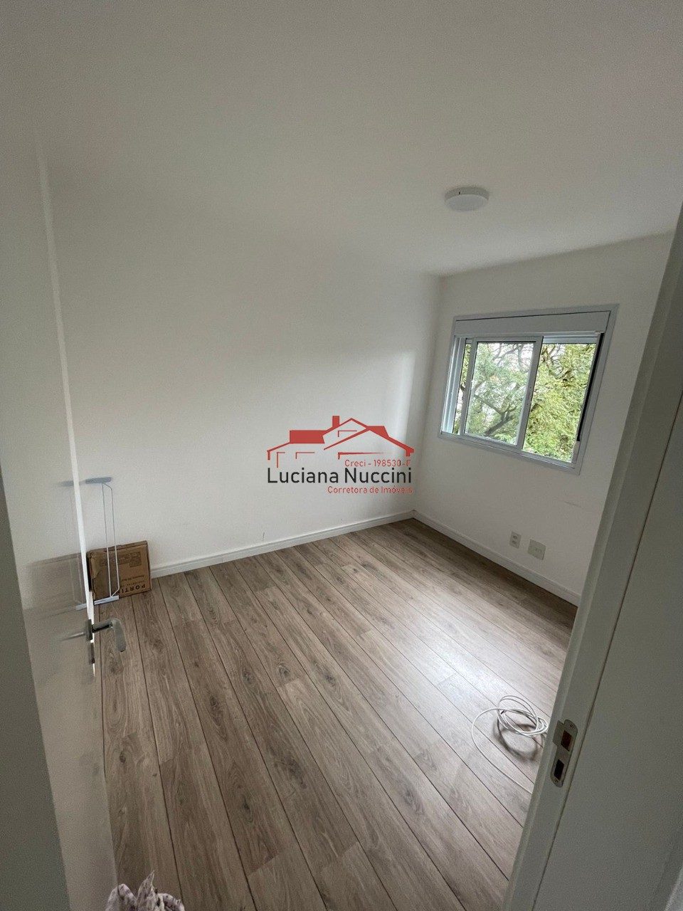 Lindo Apartamento de 3 Dormitórios com Suíte na Vila Isa, São Paulo
