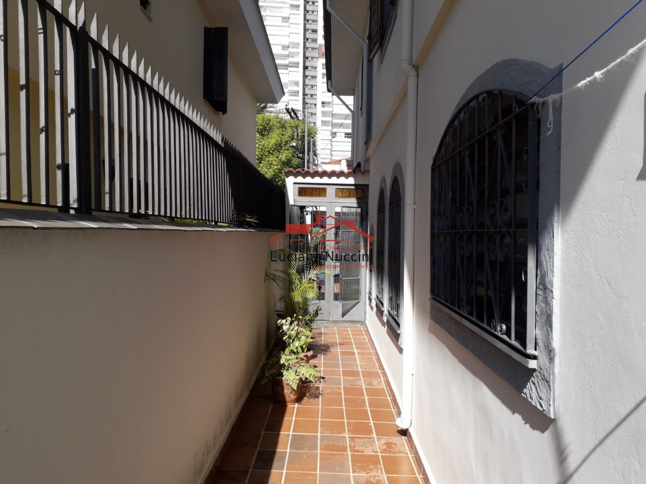 Espetacular Casa com 3 Suítes e 2 Vagas em Santo Amaro, São Paulo