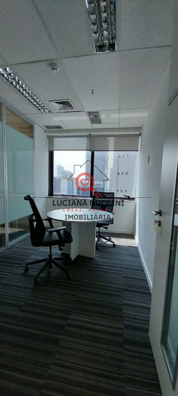 Alugue já um conjunto comercial amplo com 3 vagas de garagem!