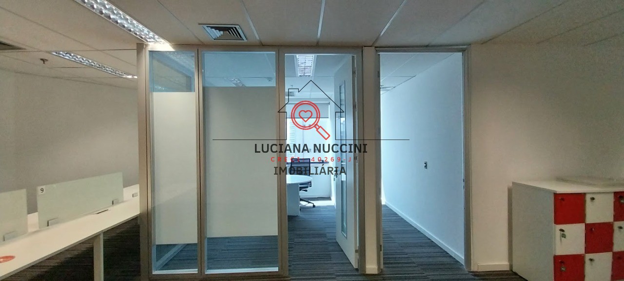 Alugue já um conjunto comercial amplo com 3 vagas de garagem!