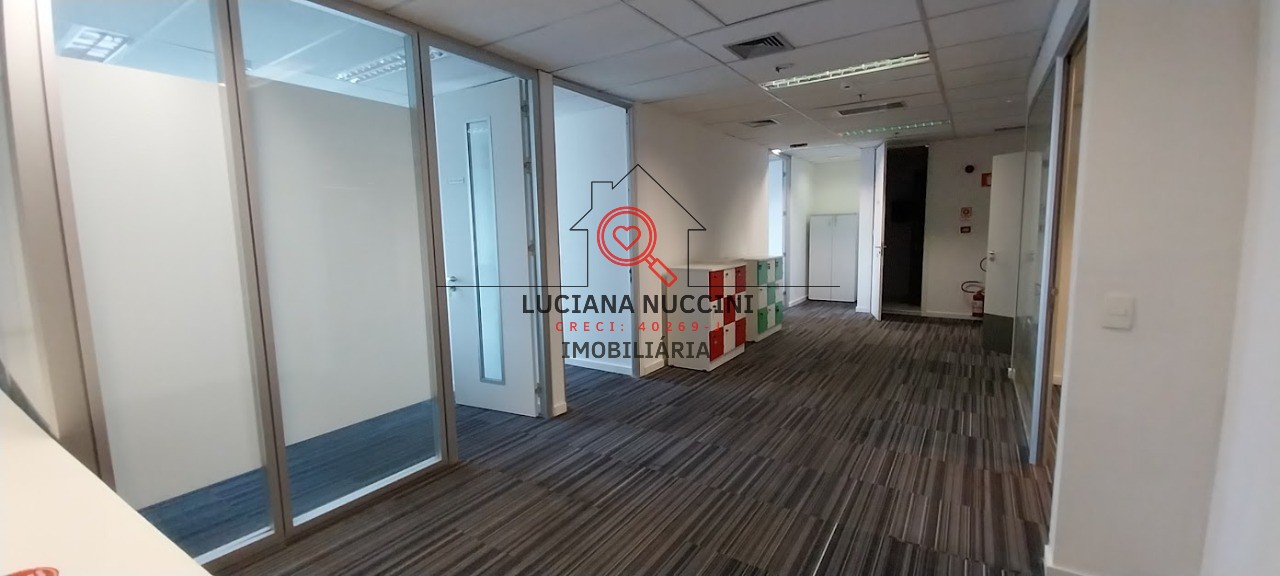 Alugue já um conjunto comercial amplo com 3 vagas de garagem!