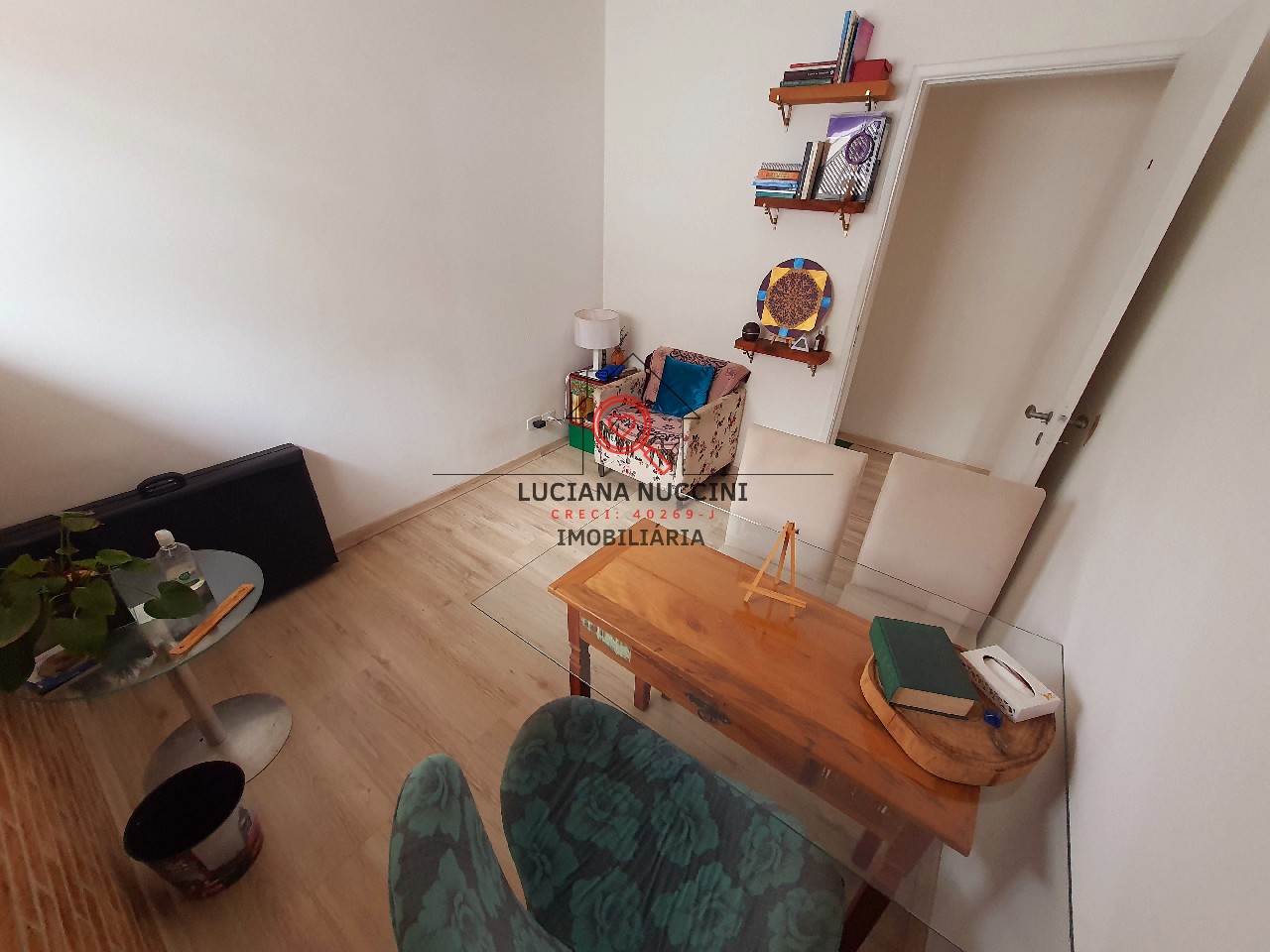 Sala comercial com 28m² ao lado Metrô Borba Gato.