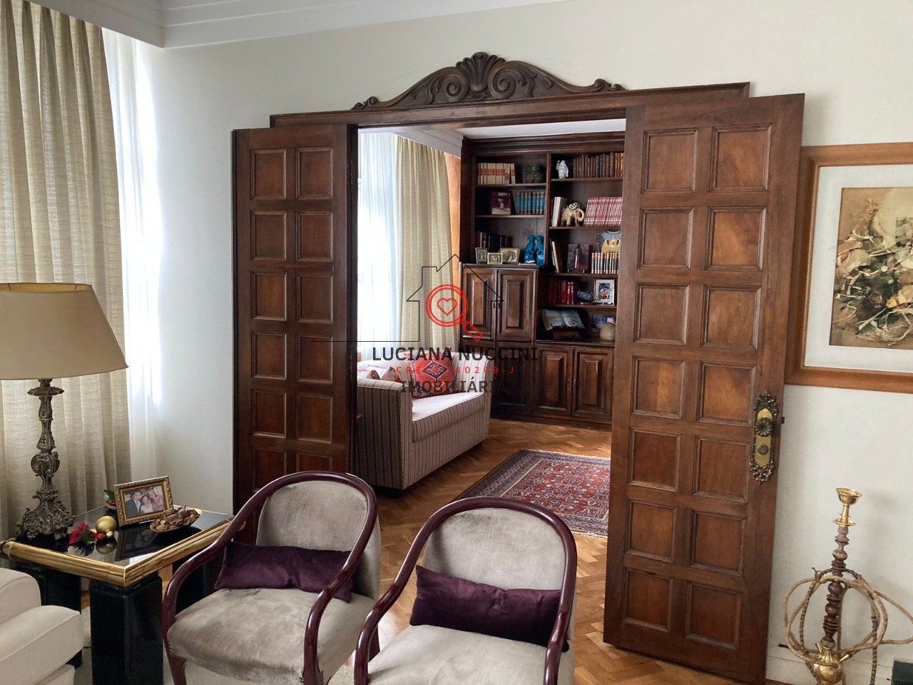 Apartamento de Luxo na Vila Buarque: 4 Quartos, 2 Suites, 2 Salas, 5 Banheiros, 275m² - São Paulo-SP