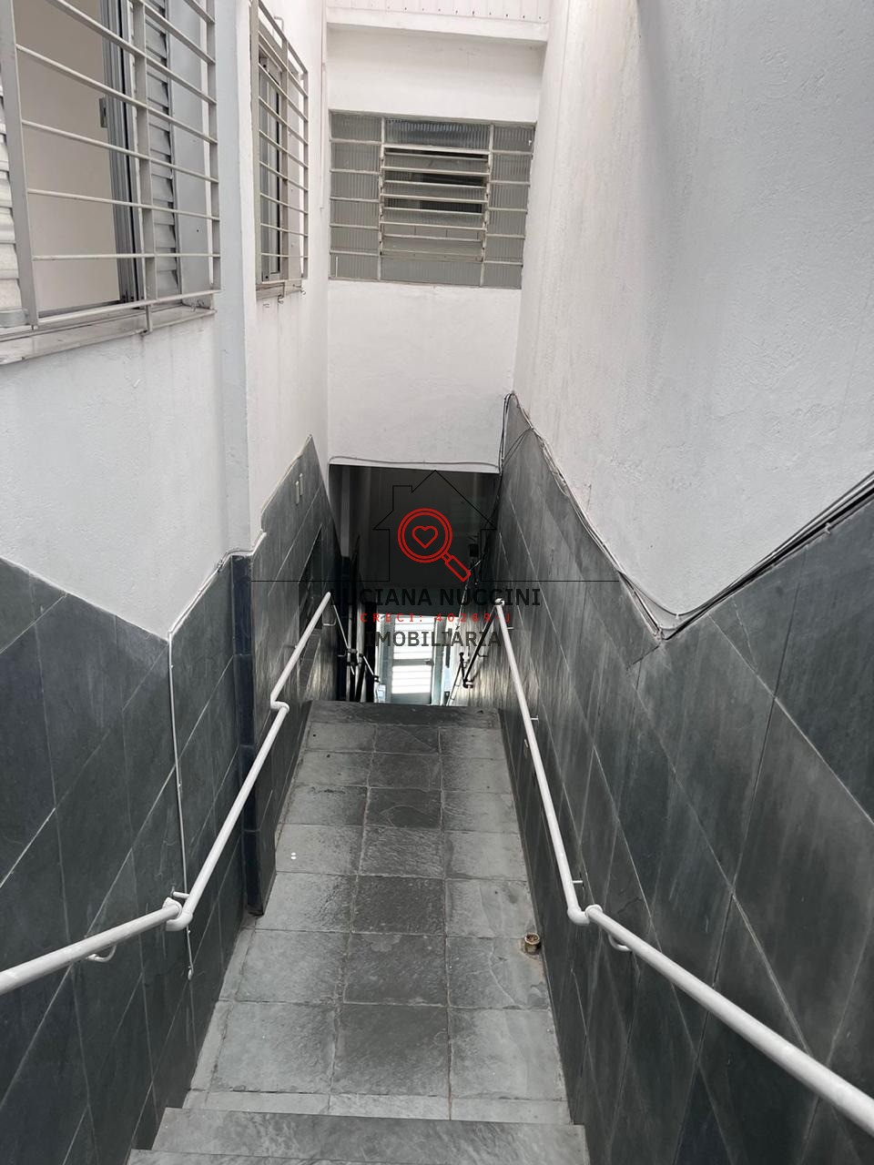 Procurando um apartamento aconchegante, moderno e bem localizado? Então você acaba de encontrar o lugar perfeito para você e sua família!