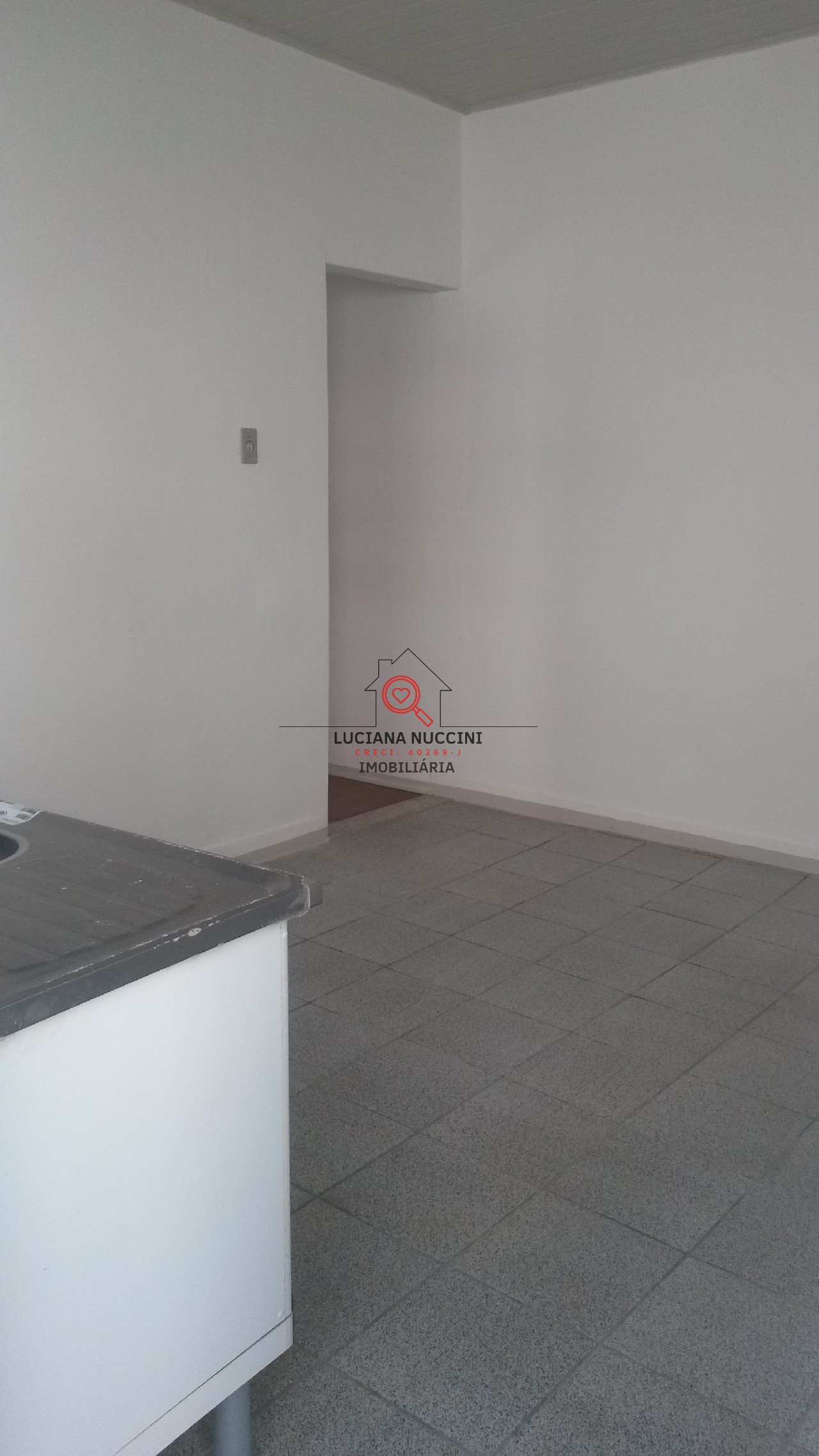 Studio para Locação em Vila Gumercindo, São Paulo-SP: 1 quarto, 1 banheiro, 33m² de área. Encontre seu espaço ideal agora!