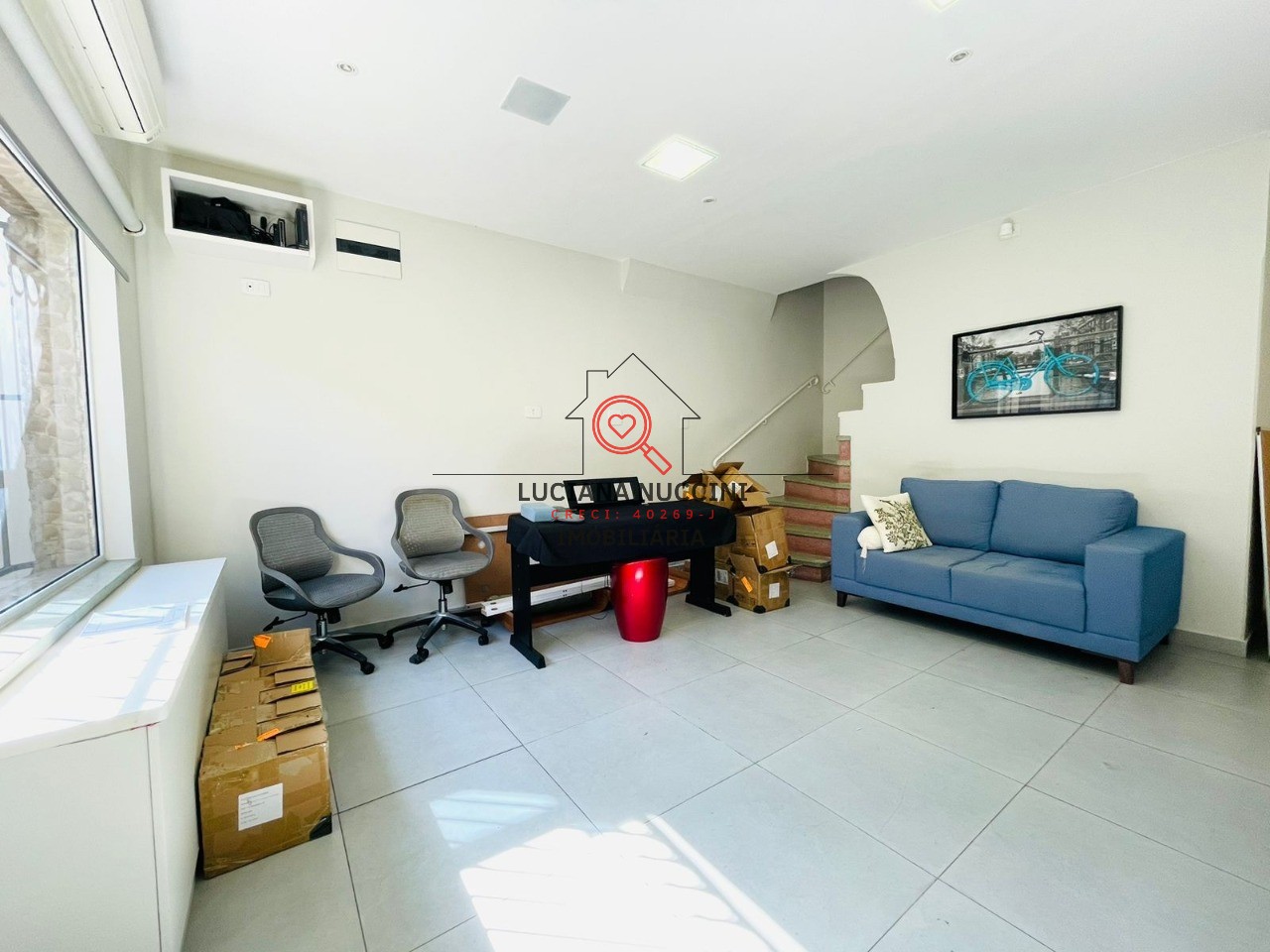 Ampla Casa no Brooklin Paulista com 4 Dormitórios e 4 Vagas de Garagem