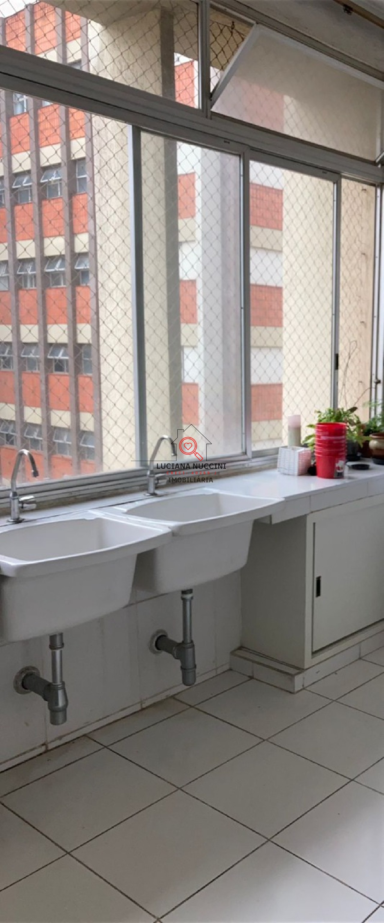 Apartamento de Luxo na Vila Buarque: 4 Quartos, 2 Suites, 2 Salas, 5 Banheiros, 275m² - São Paulo-SP