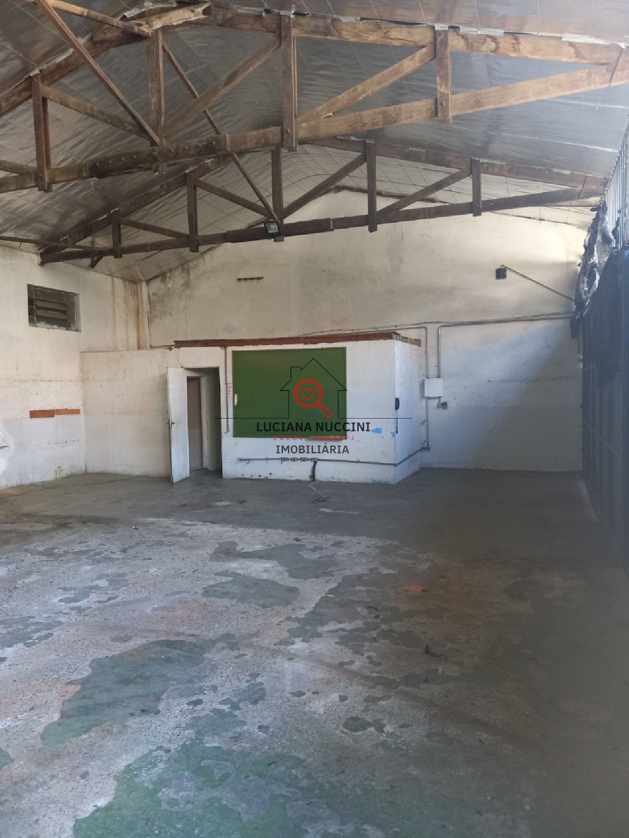 Galpão com 440m na VILA SÔNIA