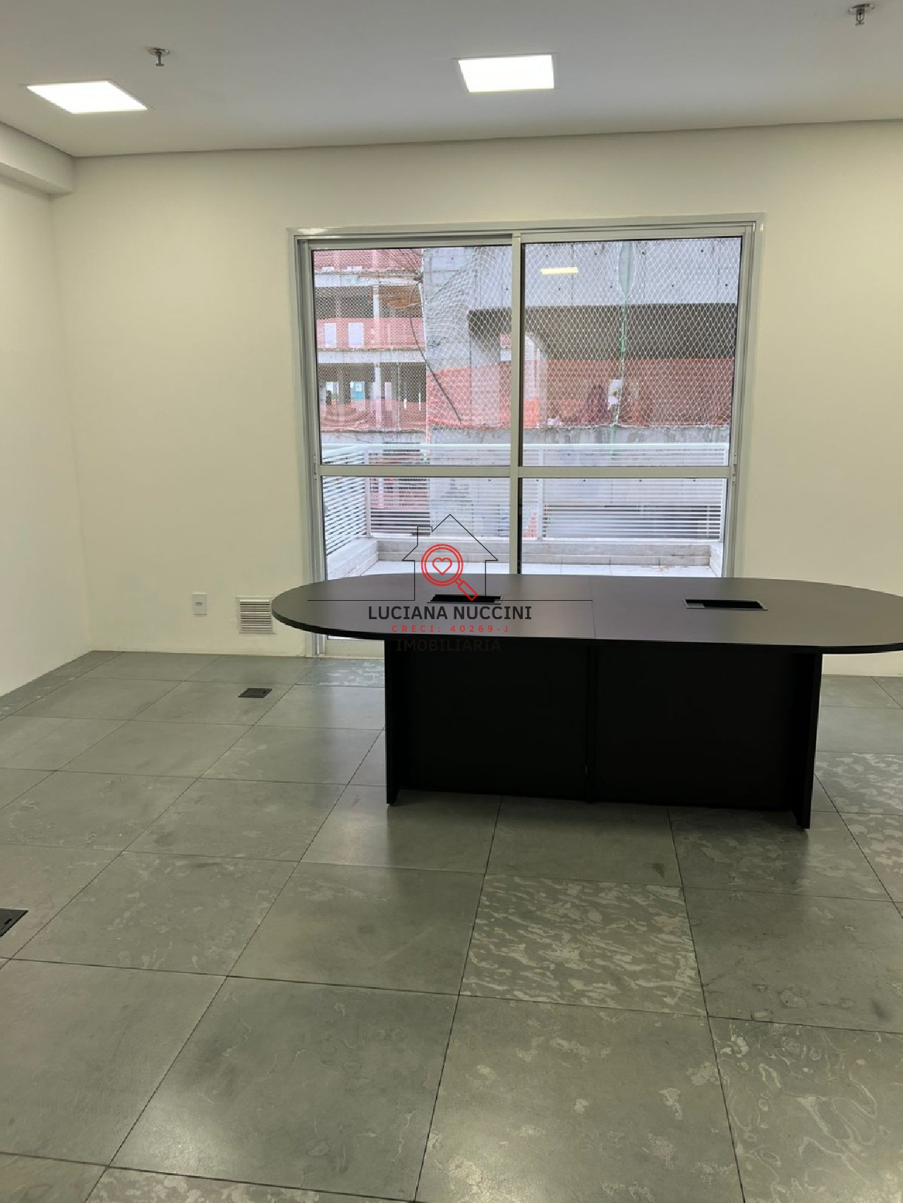 Excelente oportunidade! Sala comercial para locação no Butantã, São Paulo-SP com 1 banheiro, 1 vaga de garagem e 41,23 m².