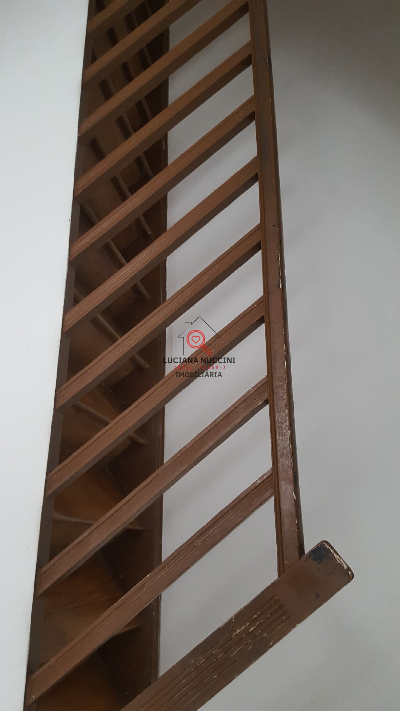 Casa Comercial para Locação em Pinheiros, São Paulo-SP: 5 Salas, 2 Banheiros, 130m² de Área!