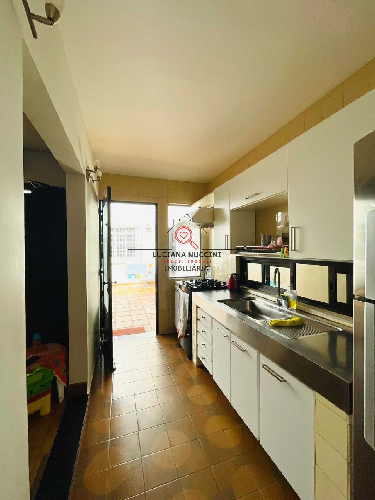 Ampla Casa no Brooklin Paulista com 4 Dormitórios e 4 Vagas de Garagem