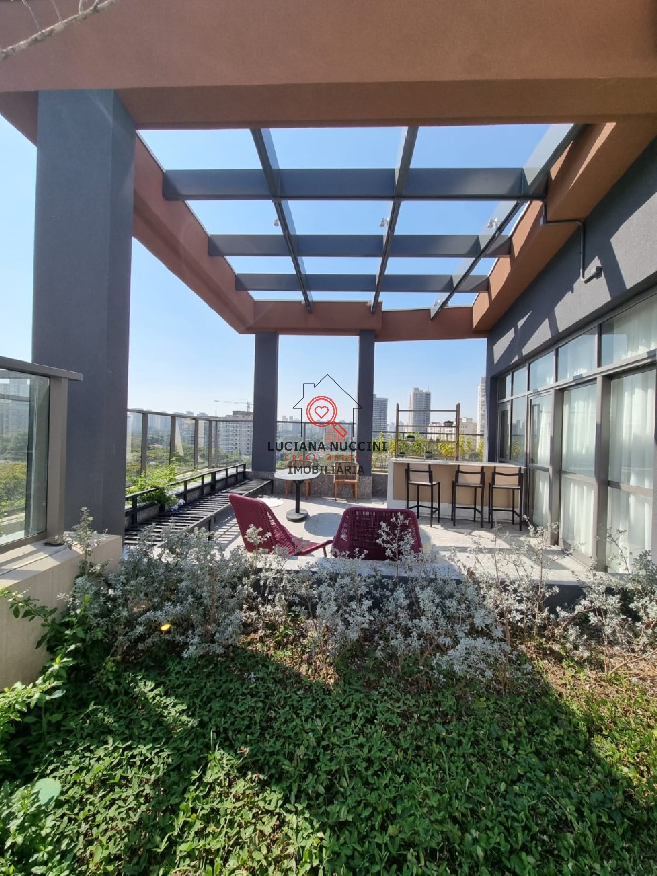 Descubra seu novo lar neste adorável Studio de 30m² no coração do Campo Belo, São Paulo