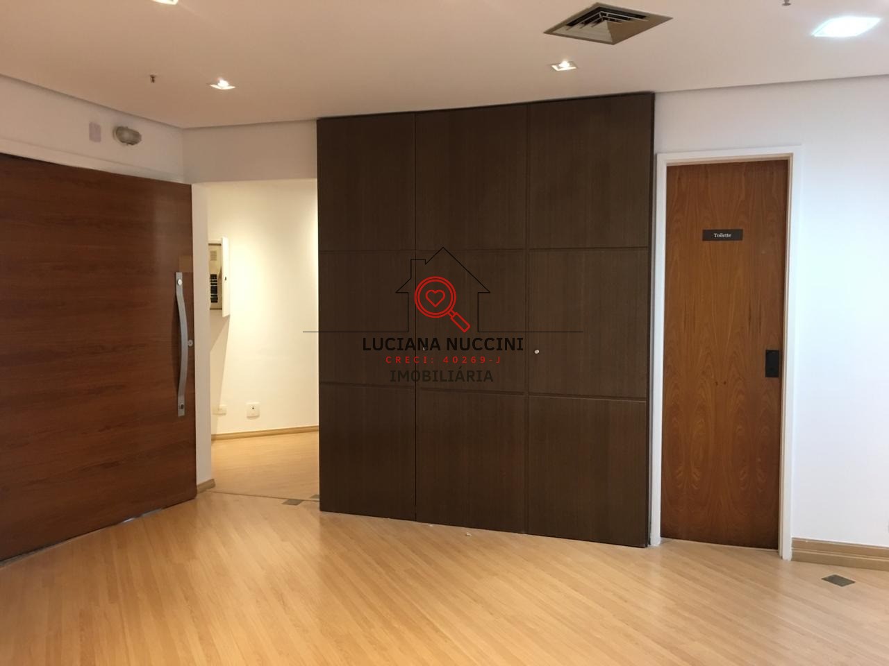 Sala comercial para Venda e Locação Bela Vista, São Paulo 4 salas, 3 vagas 120,00 m² construída, 120,00 m² útil