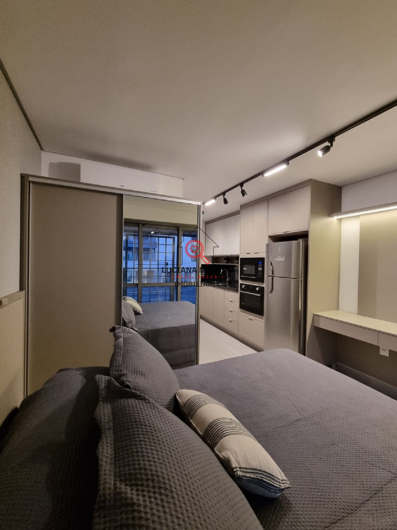 Descubra seu novo lar neste adorável Studio de 30m² no coração do Campo Belo, São Paulo
