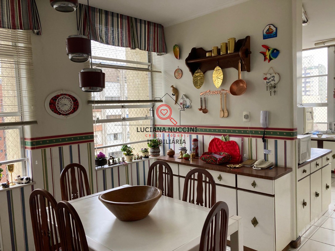 Apartamento de Luxo na Vila Buarque: 4 Quartos, 2 Suites, 2 Salas, 5 Banheiros, 275m² - São Paulo-SP