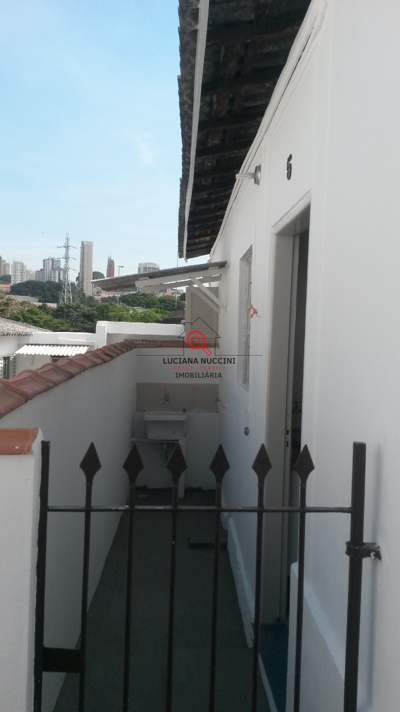 Studio para Locação em Vila Gumercindo, São Paulo-SP: 1 quarto, 1 banheiro, 33m² de área. Encontre seu espaço ideal agora!