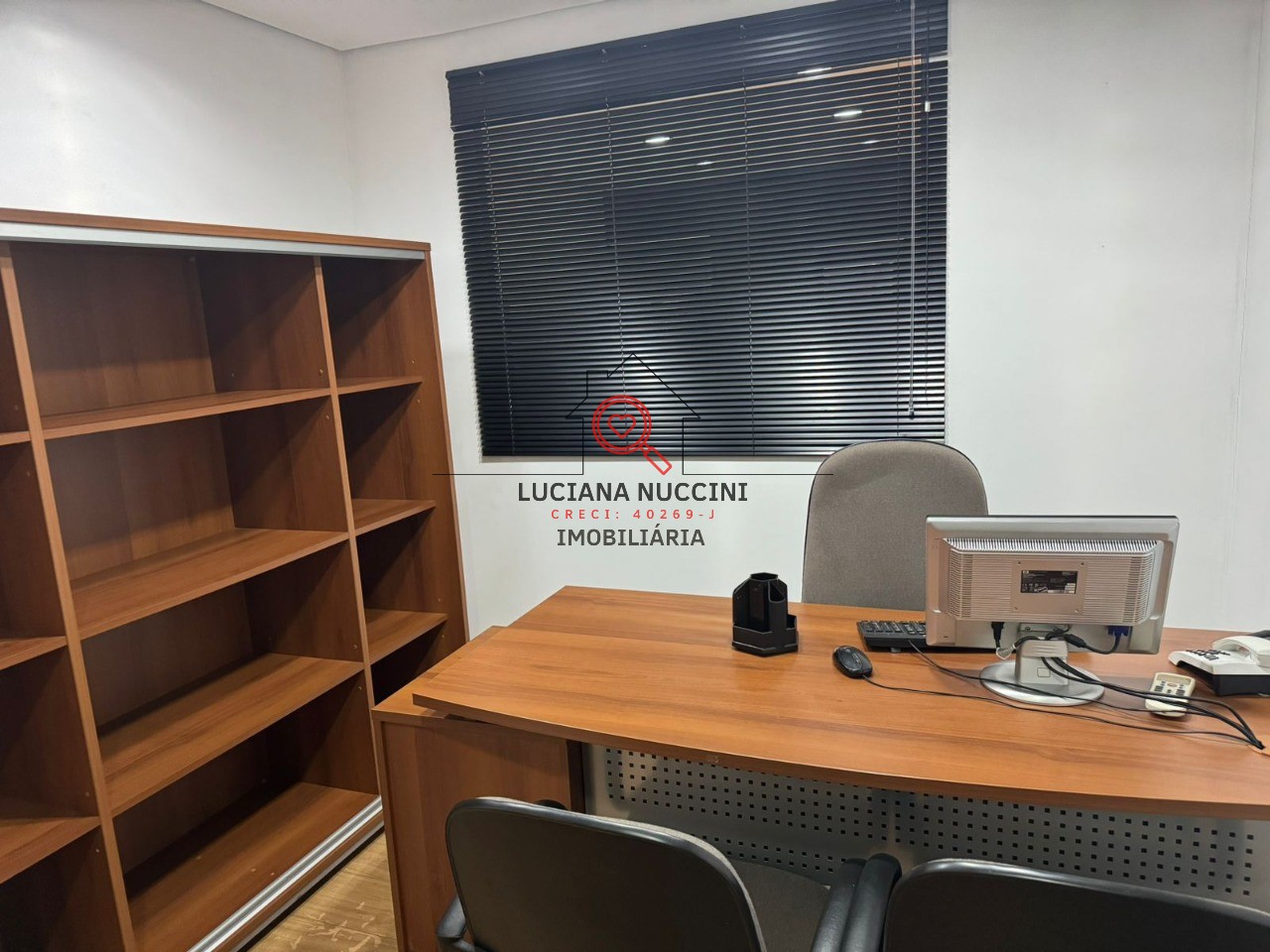 Conjunto Comercial à Venda em Bela Vista, São Paulo-SP: 4 Salas, 2 Banheiros, 2 Vagas - 145,92 m²