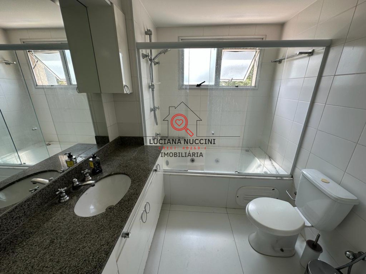 Luxo e Conforto: Apartamento para Locação no Jardim Londrina - 4 Dormitórios, 5 Banheiros, 3 Vagas