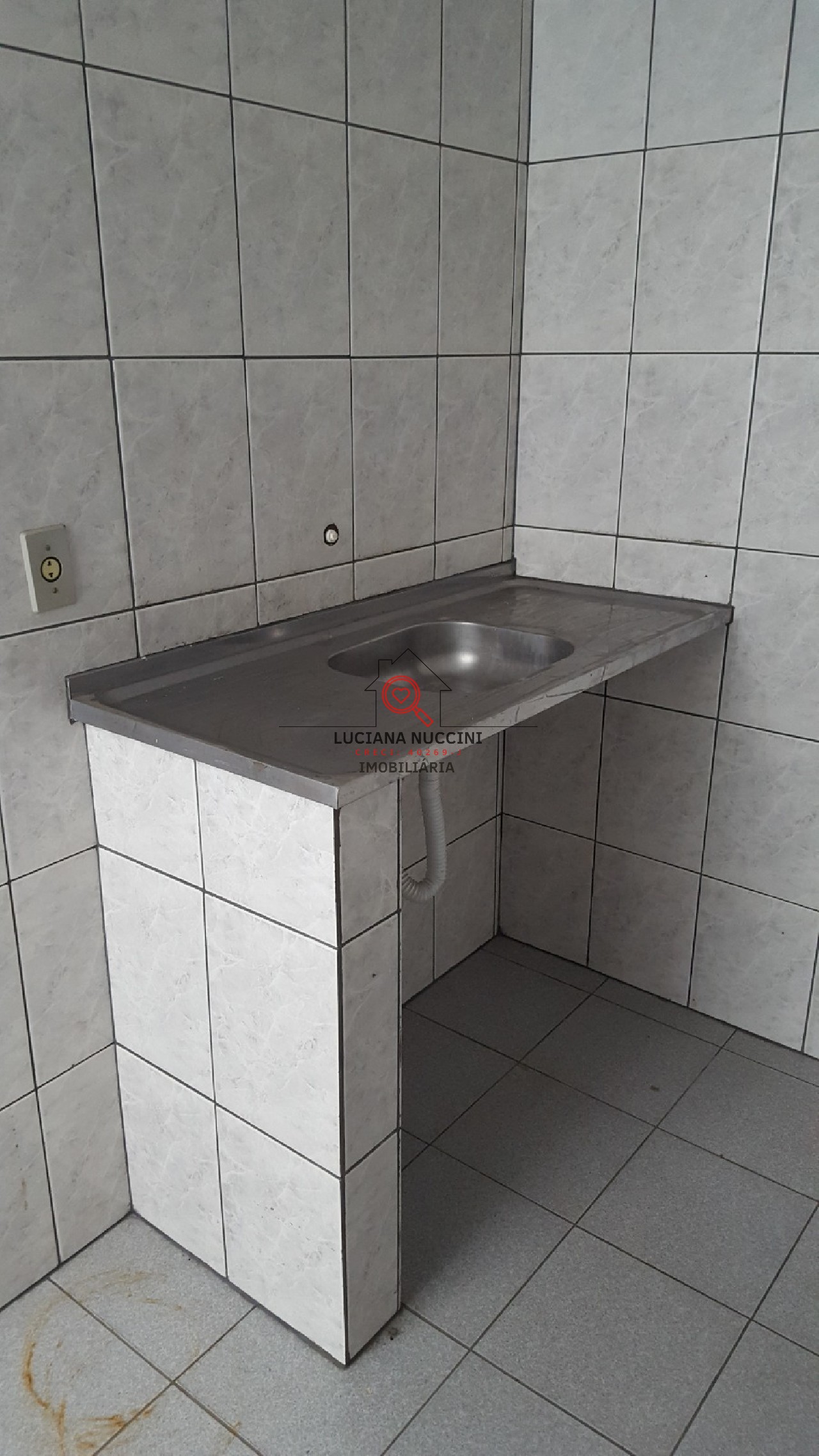 Casa Comercial para Locação em Pinheiros, São Paulo-SP: 5 Salas, 2 Banheiros, 130m² de Área!