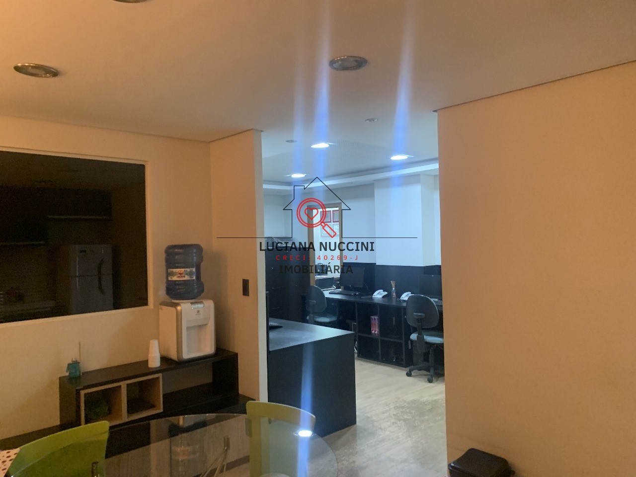 Conjunto Comercial à Venda em Bela Vista, São Paulo-SP: 4 Salas, 2 Banheiros, 2 Vagas - 145,92 m²