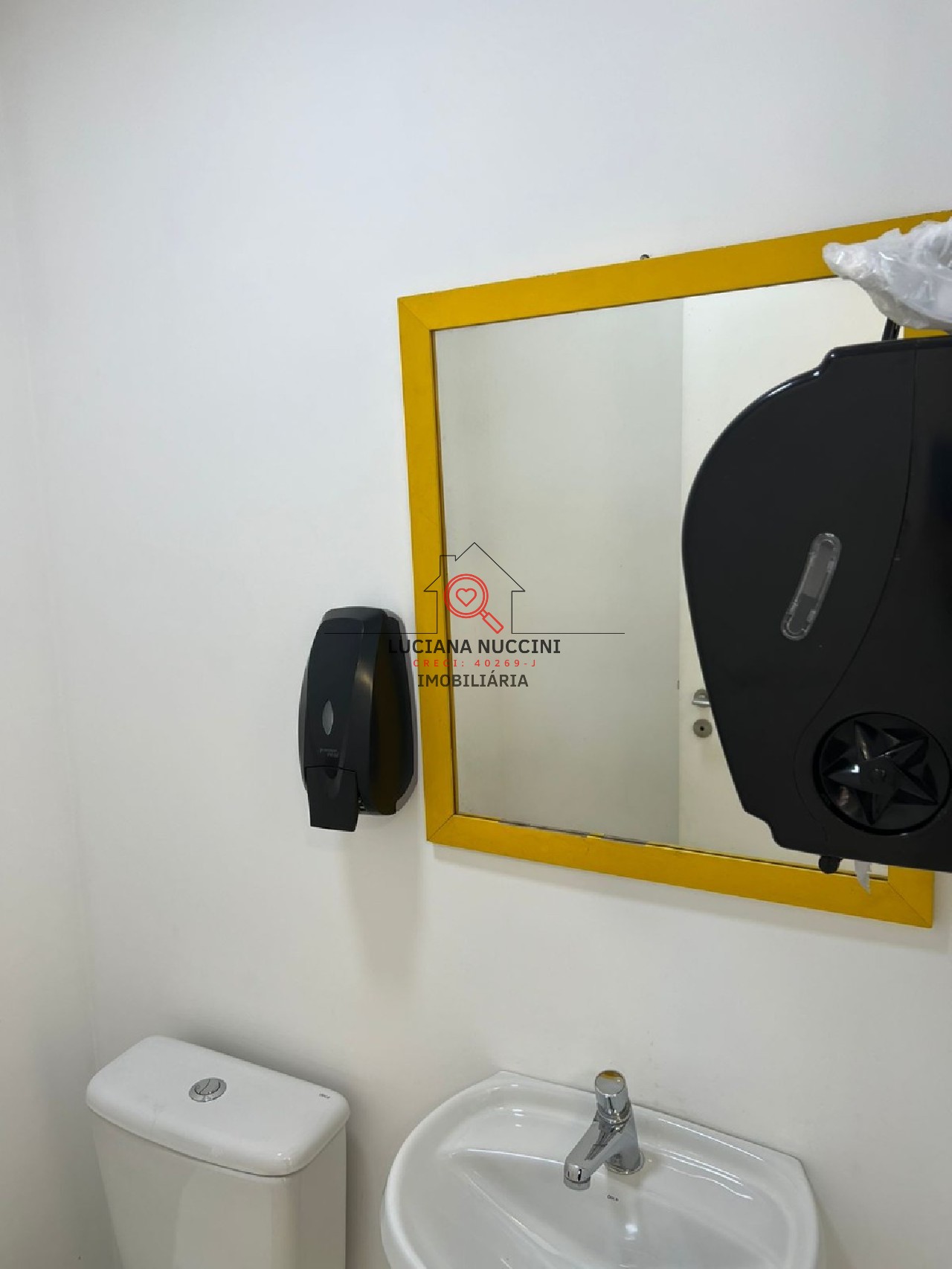 Excelente oportunidade! Sala comercial para locação no Butantã, São Paulo-SP com 1 banheiro, 1 vaga de garagem e 41,23 m².