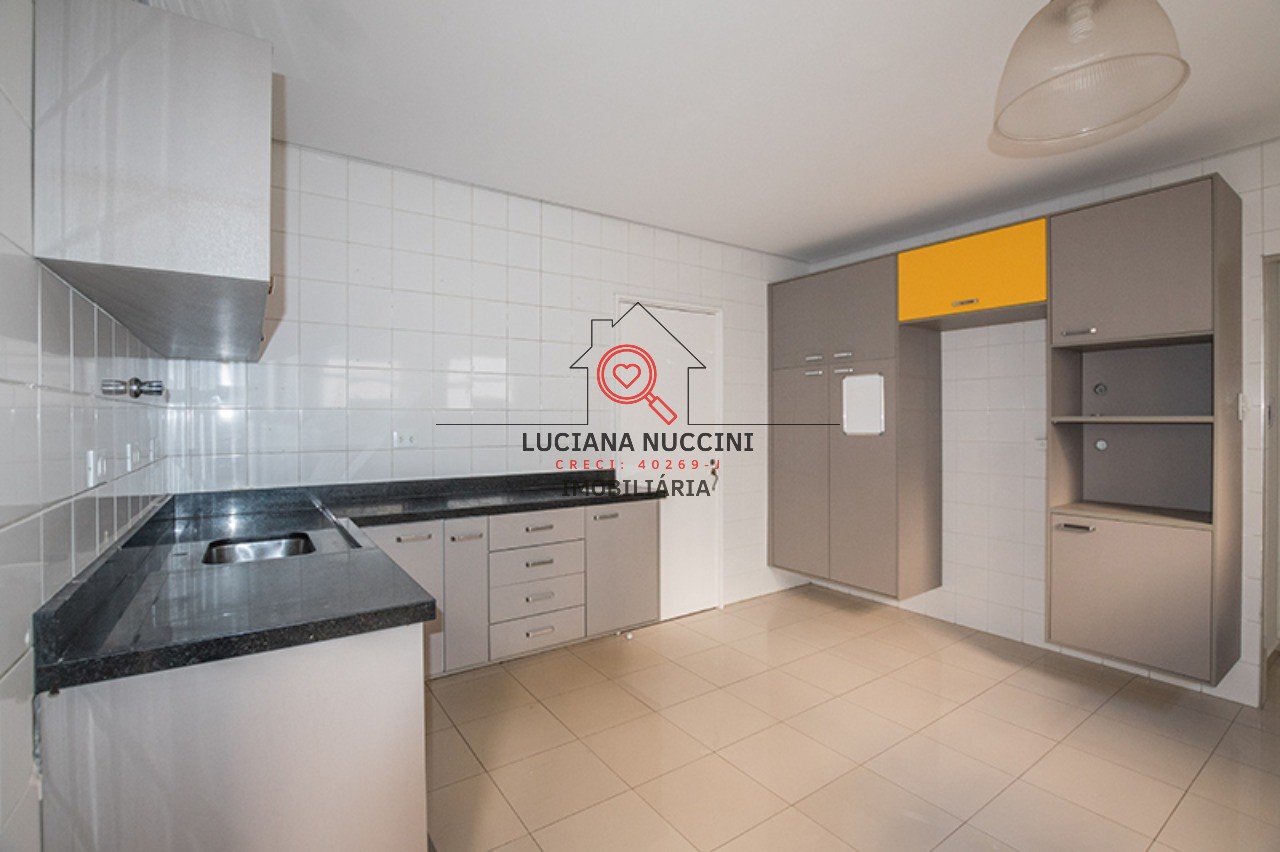 Maravilhoso apartamento de 148m² de área útil disponível par