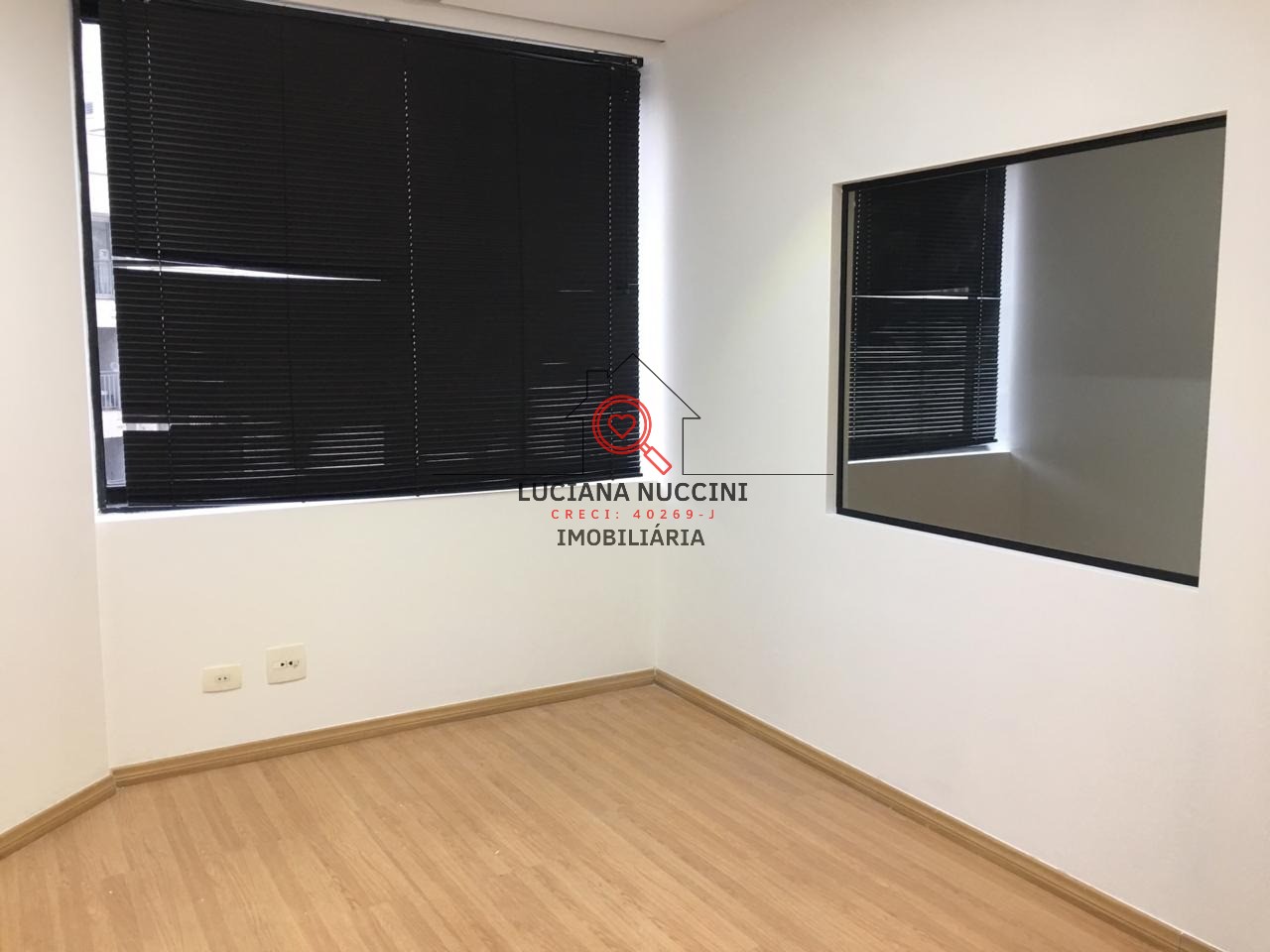 Sala comercial para Venda e Locação Bela Vista, São Paulo 4 salas, 3 vagas 120,00 m² construída, 120,00 m² útil