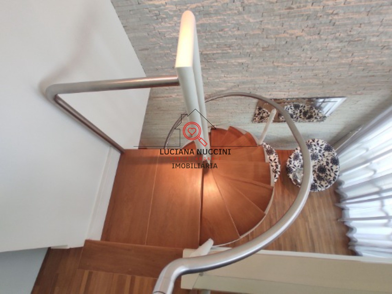 Aluguel de lindo apartamento mobiliado