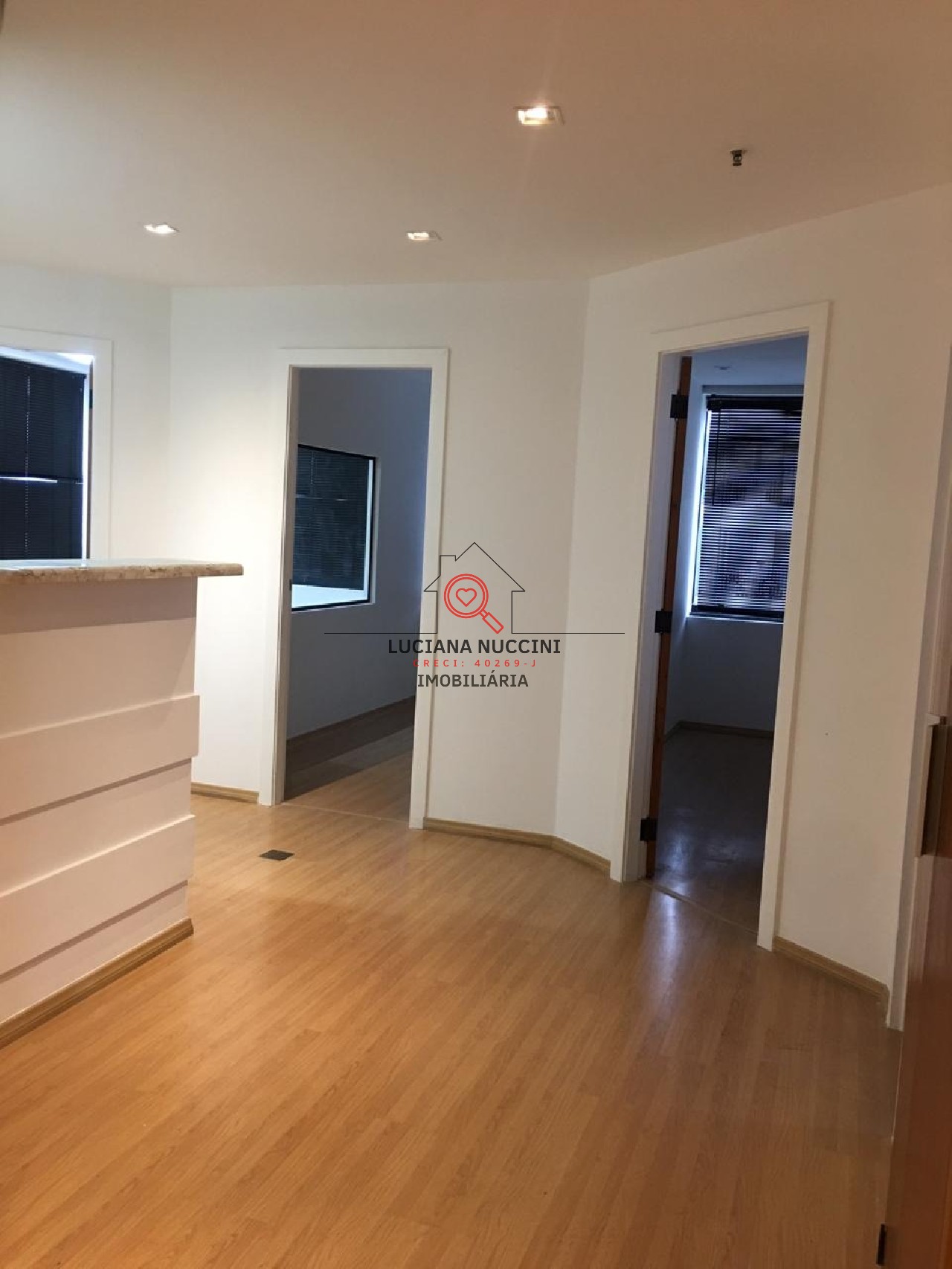 Sala comercial para Venda e Locação Bela Vista, São Paulo 4 salas, 3 vagas 120,00 m² construída, 120,00 m² útil