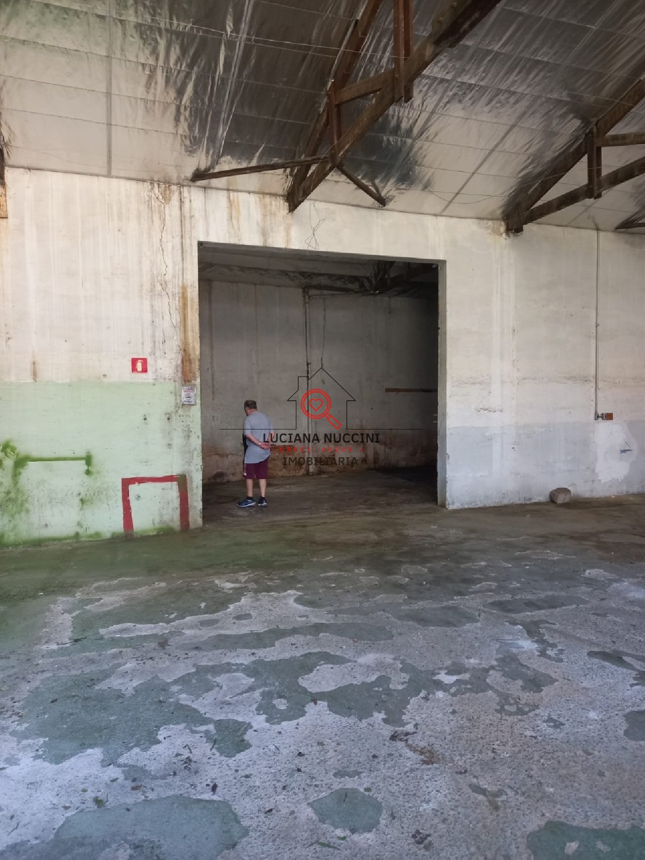 Galpão com 440m na VILA SÔNIA