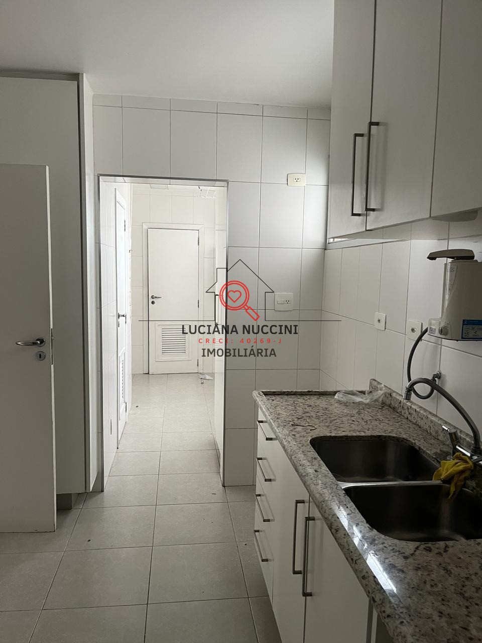 APARTAMENTO PARA ALUGUEL - 140m2, 3 quartos (1 suíte), 2 vagas de garagem